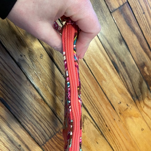 Vera Bradley small wristlet - Picture 6 of 10